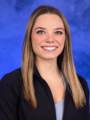 Emily Steckbeck, PT, DPT, PCS headshot photo